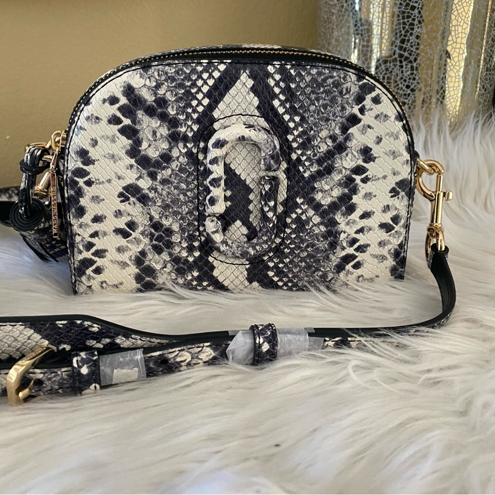 New Marc Jacob shutter Leather crossbody Bag - Picture 1 of 17
